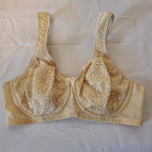 Breezies Bra 34B